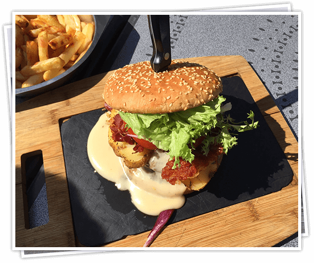 commande-en-ligne-boutique-en-ligne-hamburgers-escalopes-nos-produits-specialiste-grillades-restaurant-la-vache-rouge-yves-gomezee